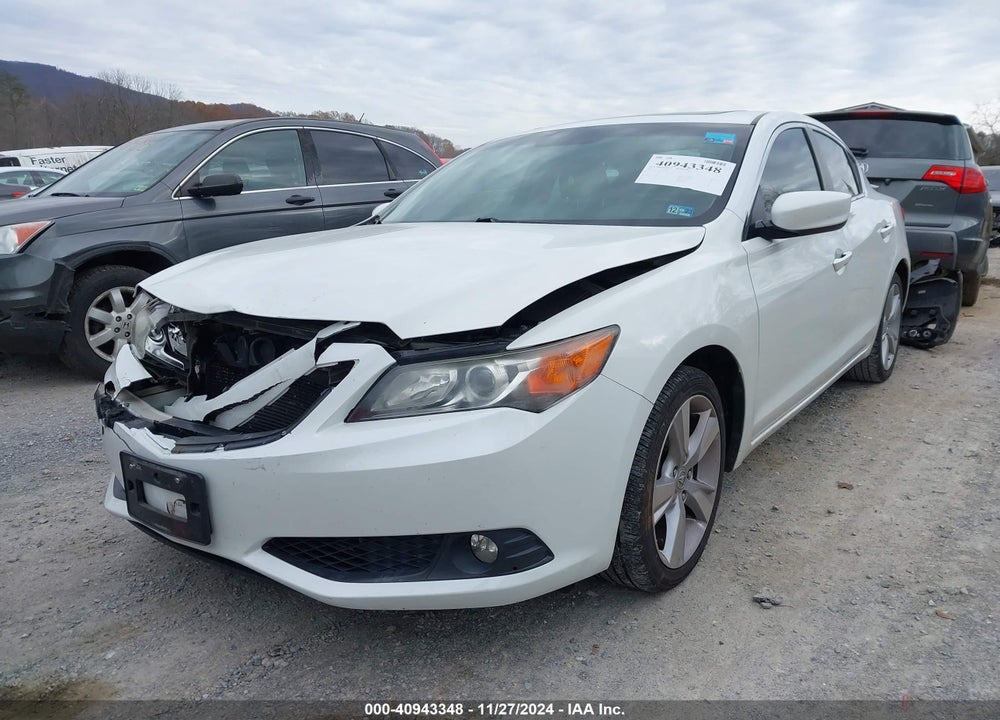 2015 ACURA ILX 2.0L VIN: 19VDE1F50FE003081