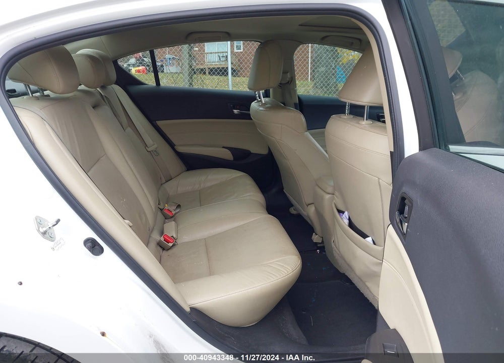 2015 ACURA ILX 2.0L VIN: 19VDE1F50FE003081