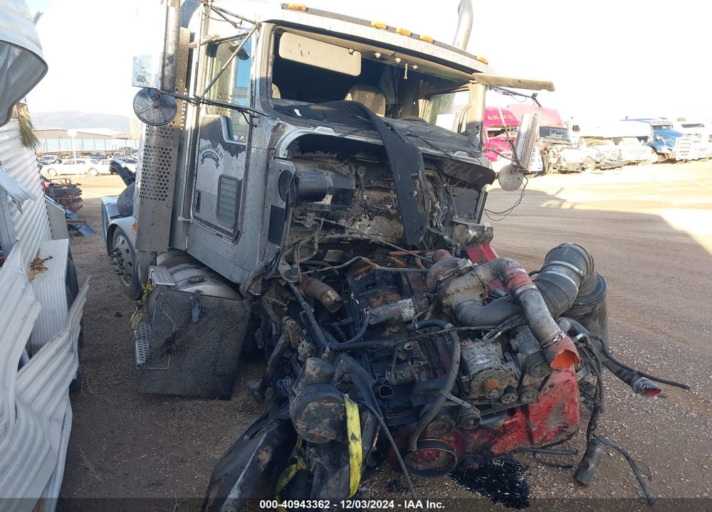 2006 KENWORTH CONSTRUCTION T800 VIN: 1XKDP40X76R115026
