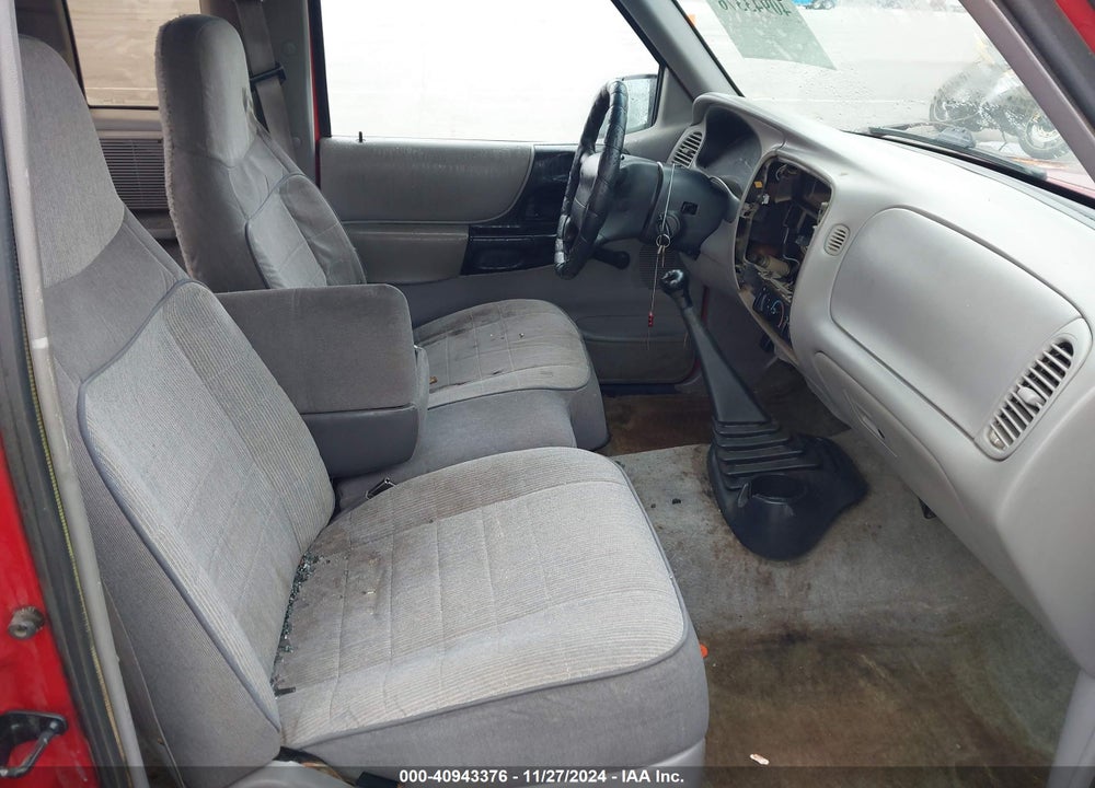 1996 FORD RANGER SUPER CAB VIN: 1FTCR14A9TPA05124