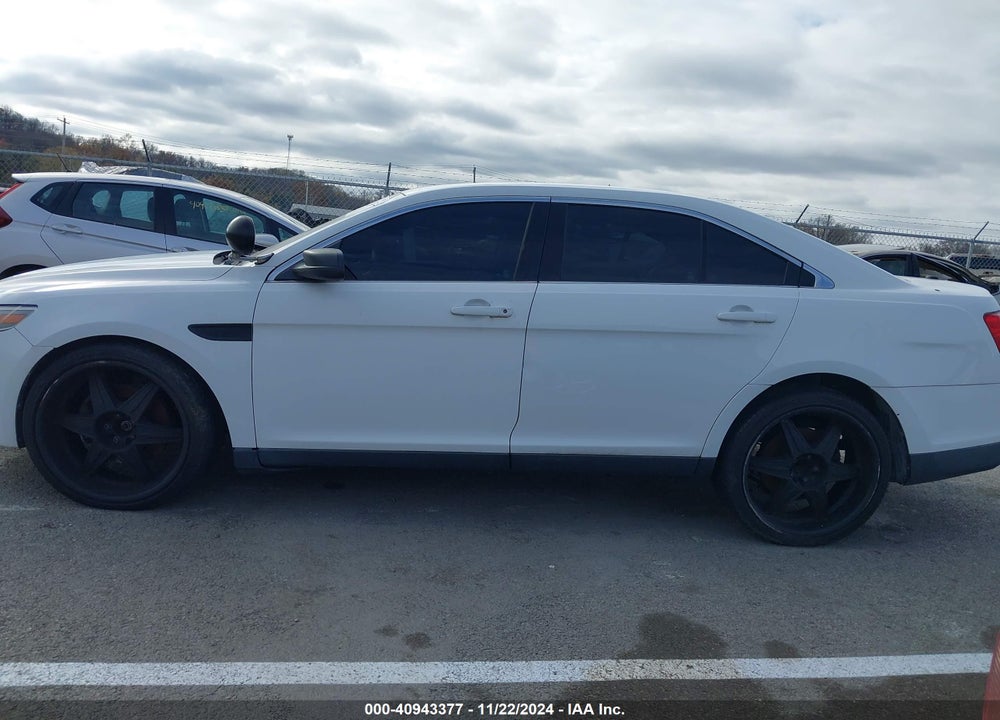2013 FORD POLICE INTERCEPTOR VIN: 1FAHP2L81DG230452