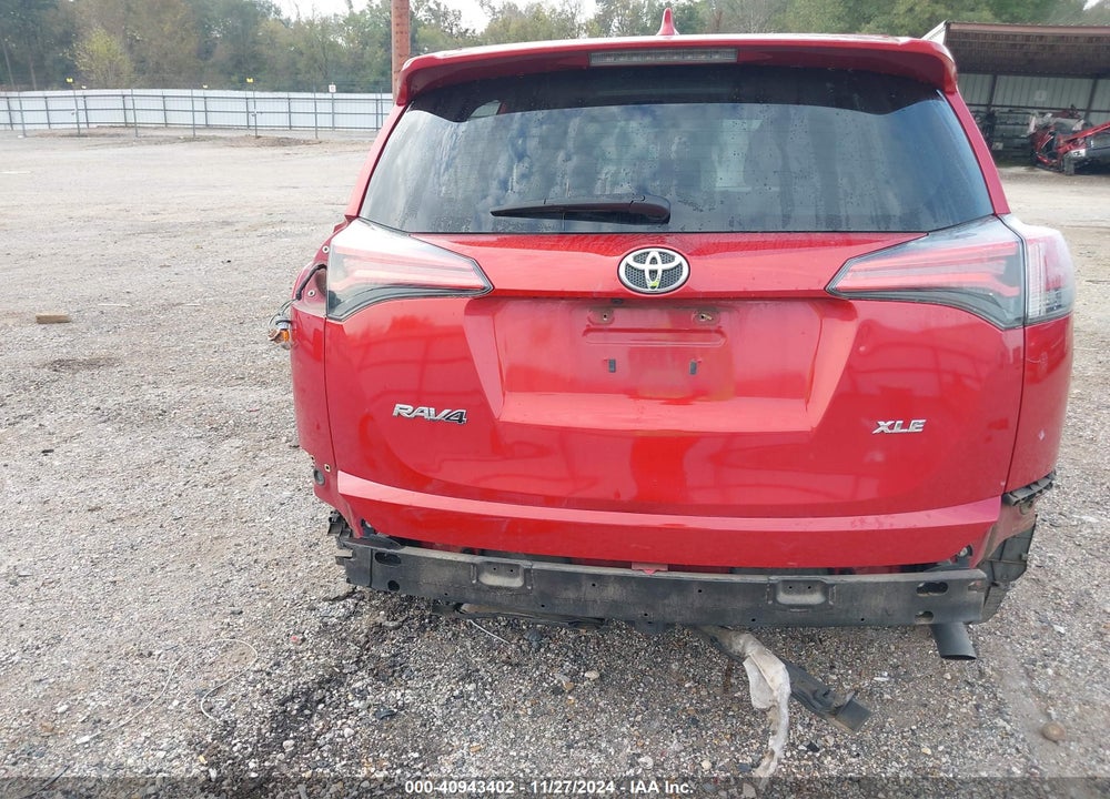 2016 TOYOTA RAV4 XLE VIN: 2T3WFREV1GW309693