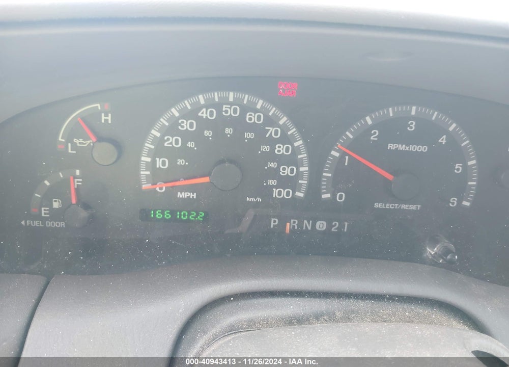 2000 FORD F-150 LARIAT/WORK SERIES/XL/XLT VIN: 1FTRX17W8YNB64503