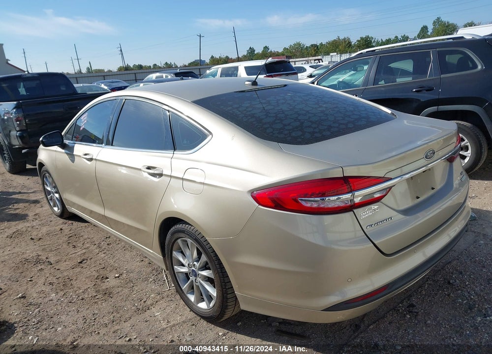 2017 FORD FUSION SE VIN: 3FA6P0HDXHR367230