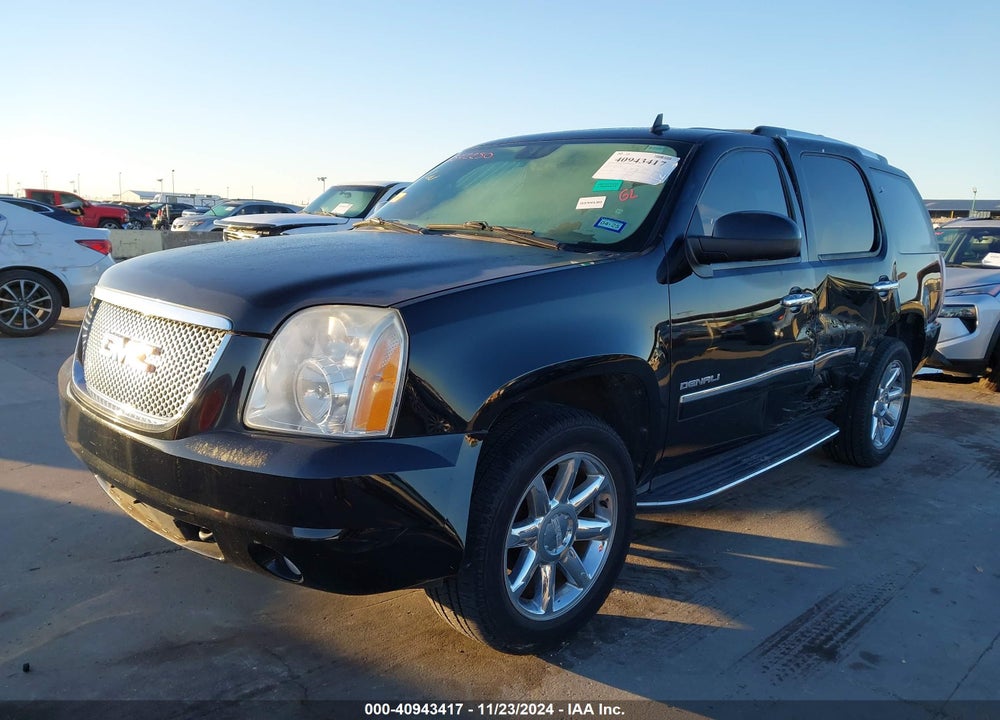 2011 GMC YUKON DENALI VIN: 1GKS2EEF7BR109782