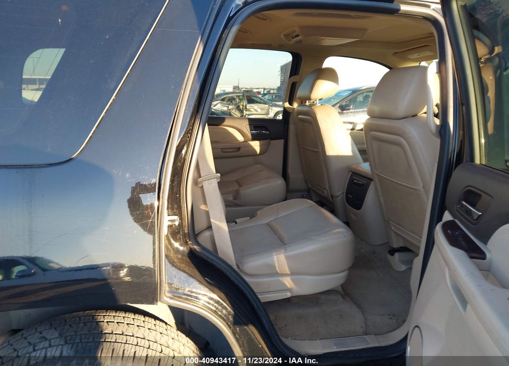 2011 GMC YUKON DENALI VIN: 1GKS2EEF7BR109782
