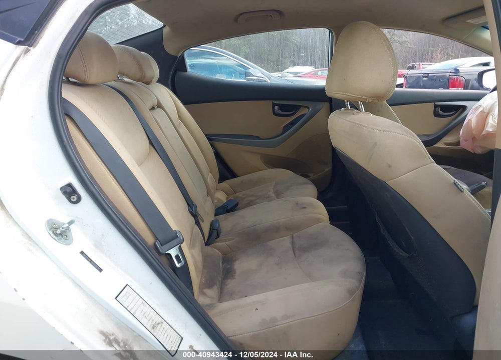 2011 HYUNDAI ELANTRA GLS VIN: 5NPDH4AE7BH009974