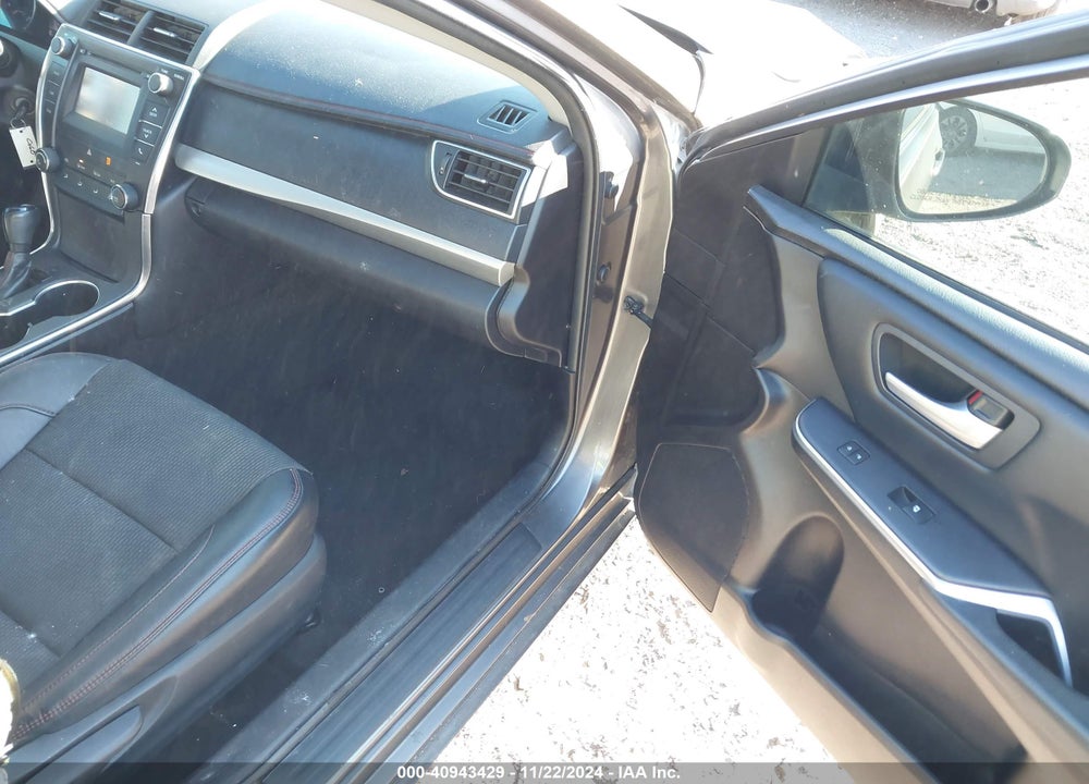2016 TOYOTA CAMRY SE VIN: 4T1BF1FK0GU134768