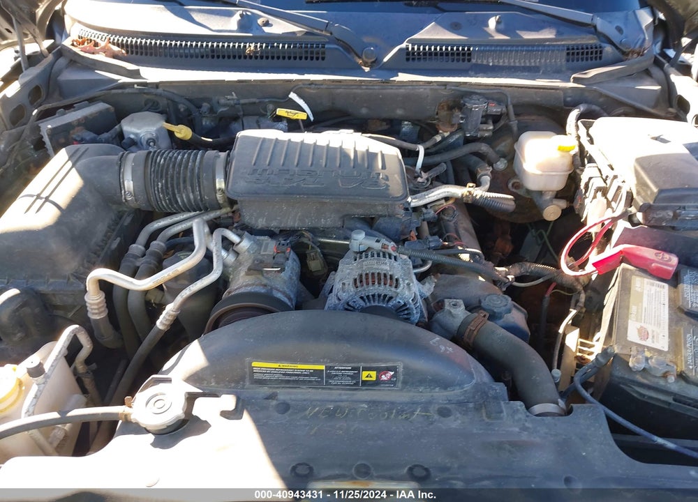 2005 DODGE DAKOTA SLT VIN: 1D7HW48N25S178308