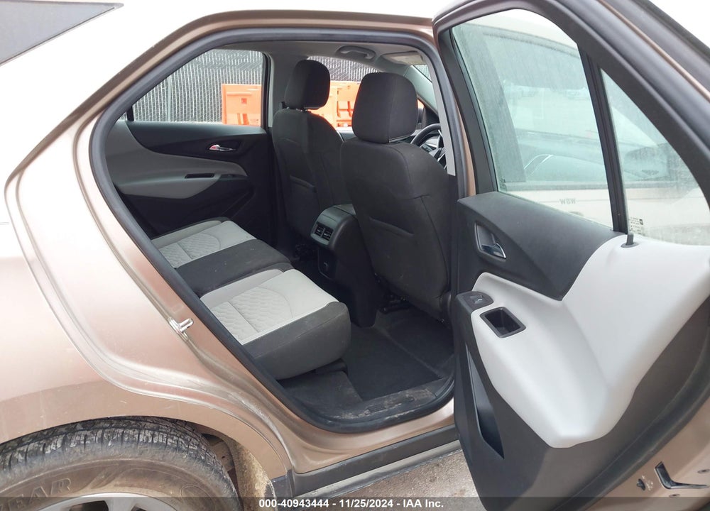 2018 CHEVROLET EQUINOX LS VIN: 2GNAXHEV7J6267901