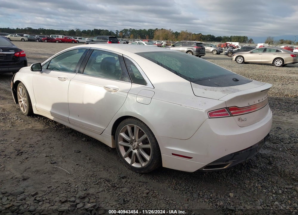 2015 LINCOLN MKZ VIN: 3LN6L2GK8FR620152