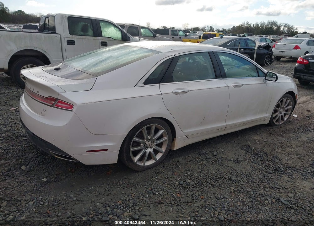 2015 LINCOLN MKZ VIN: 3LN6L2GK8FR620152