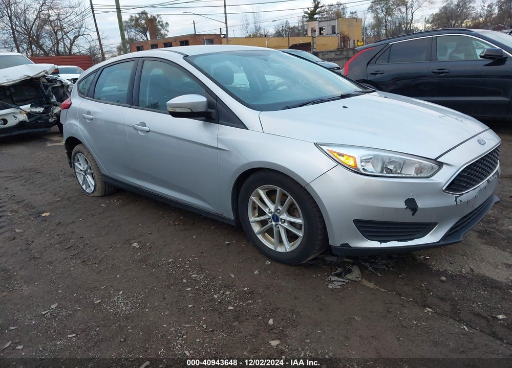 2016 FORD FOCUS SE VIN: 1FADP3K21GL364181