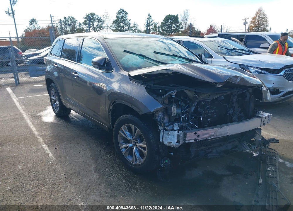 2016 TOYOTA HIGHLANDER LE PLUS V6 VIN: 5TDZKRFHXGS181070