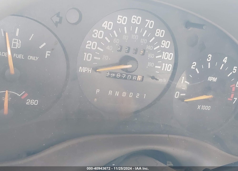 2000 CHEVROLET LUMINA VIN: 2G1WL52J3Y1297049