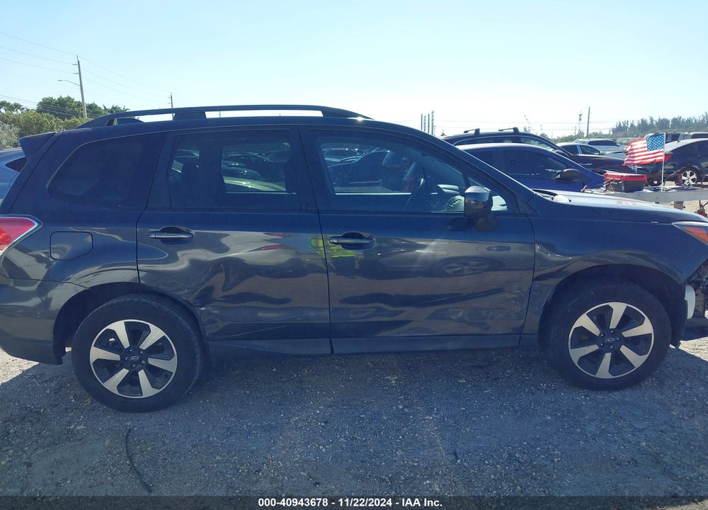 2018 SUBARU FORESTER 2.5I PREMIUM VIN: JF2SJAEC9JH411285