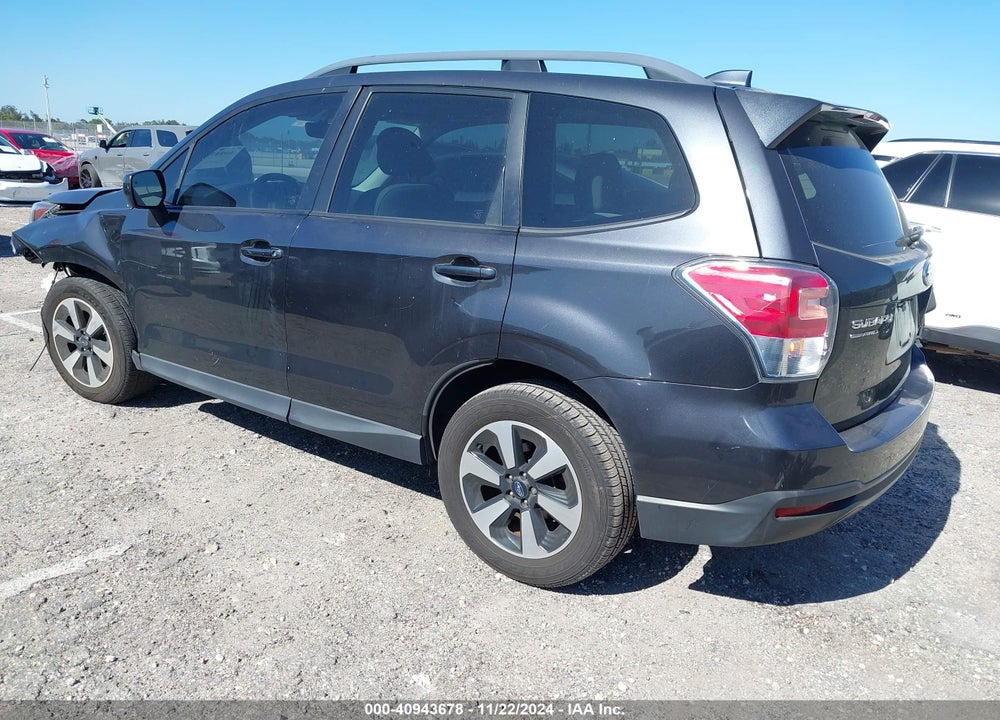 2018 SUBARU FORESTER 2.5I PREMIUM VIN: JF2SJAEC9JH411285