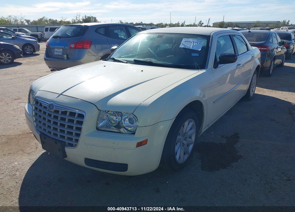 2008 CHRYSLER 300 LX VIN: 2C3LA43R58H207233
