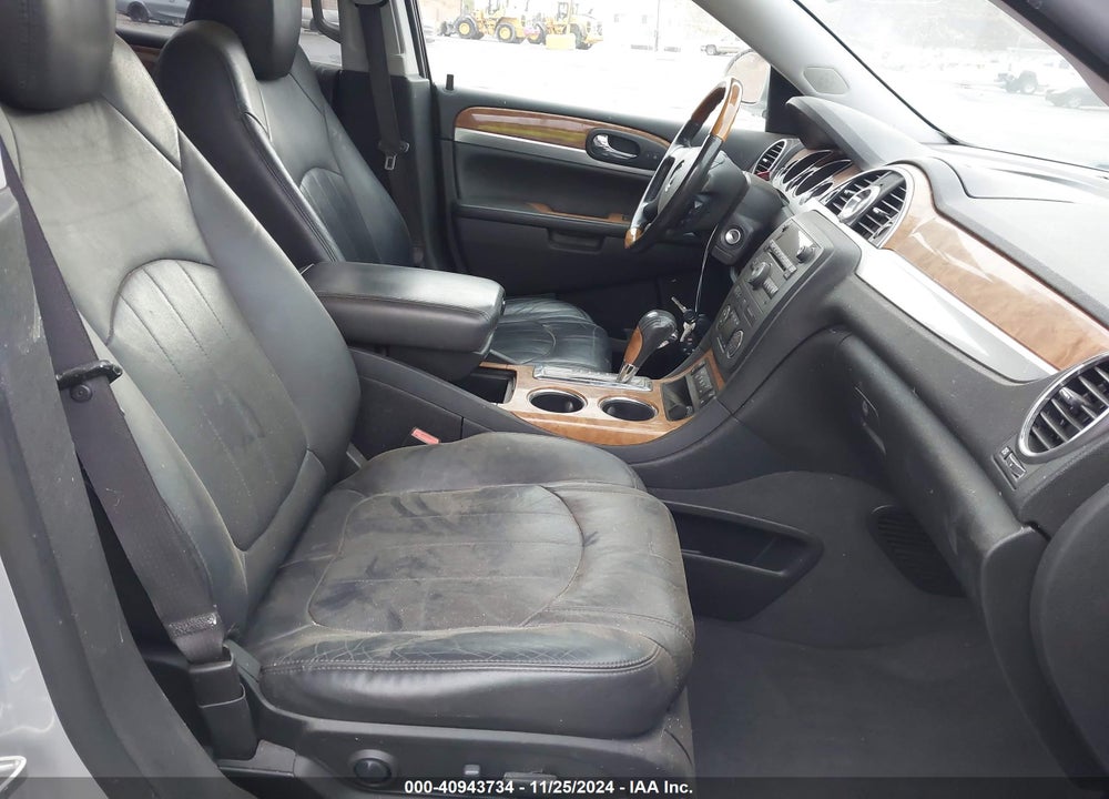 2010 BUICK ENCLAVE 1XL VIN: 5GALRBED5AJ209161