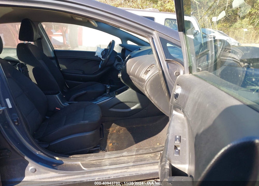 2016 KIA FORTE VIN: KNAFK4A66G5457579