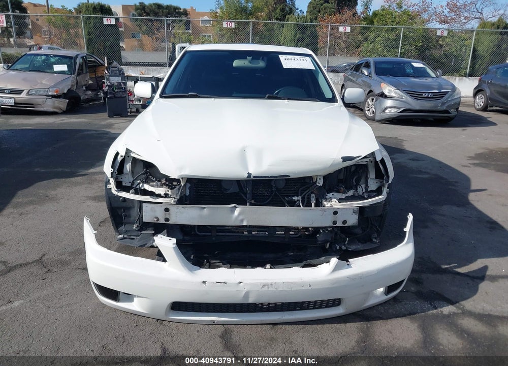 2004 LEXUS IS 300 VIN: JTHBD192940092978