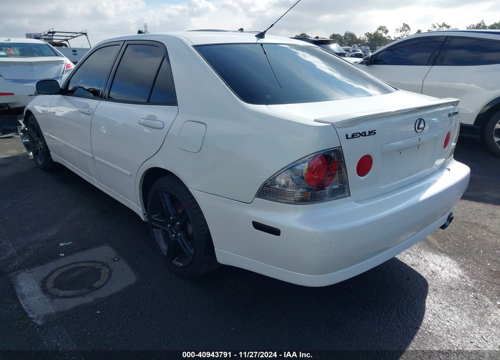 2004 LEXUS IS 300 VIN: JTHBD192940092978