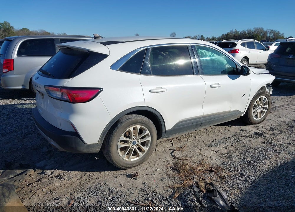 2021 FORD ESCAPE SE VIN: 1FMCU0G60MUB14117