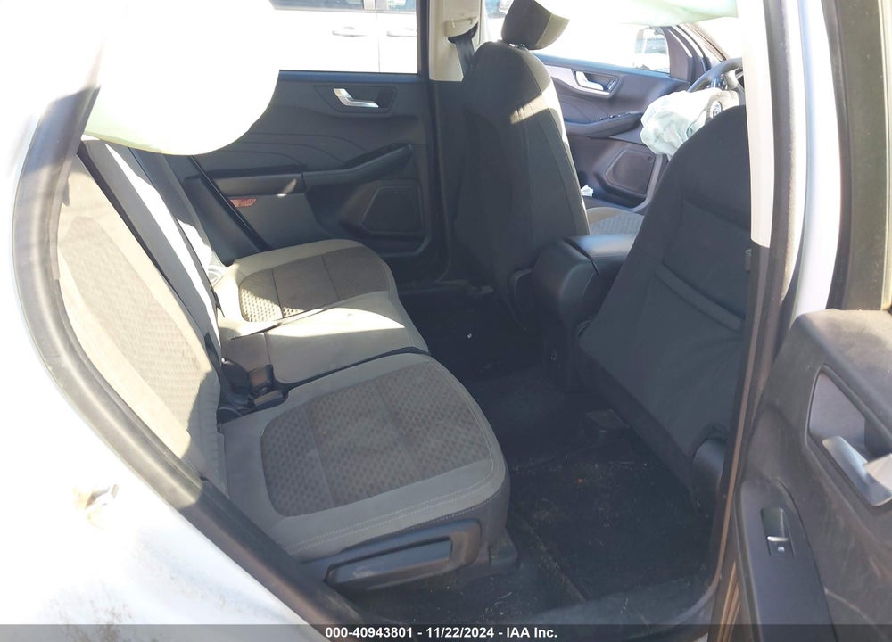 2021 FORD ESCAPE SE VIN: 1FMCU0G60MUB14117