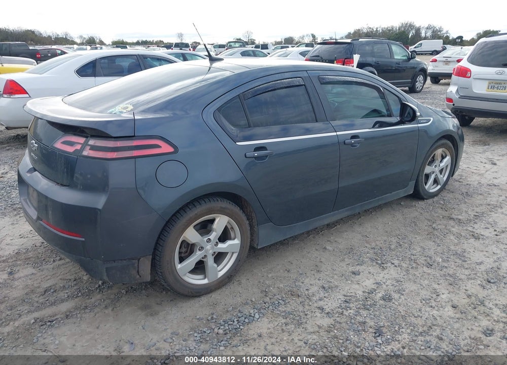 2013 CHEVROLET VOLT VIN: 1G1RE6E45DU141029