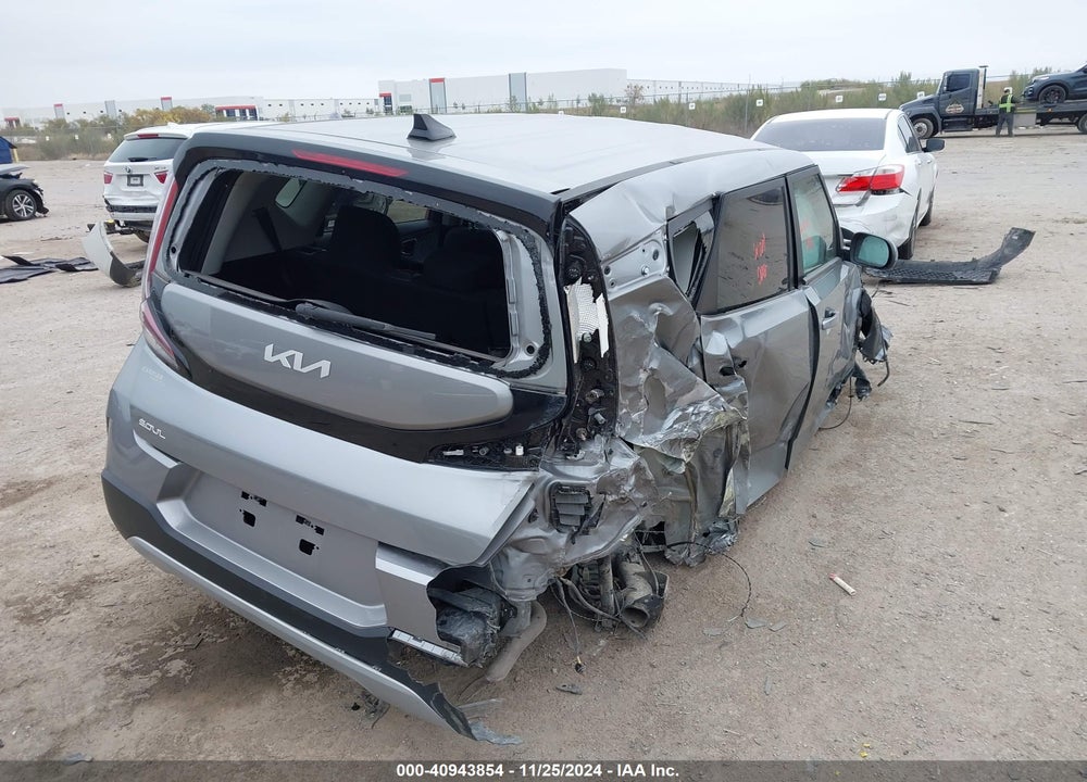2023 KIA SOUL VIN: KNDJ23AU0P7880748