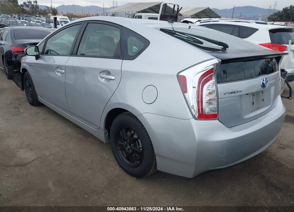2015 TOYOTA PRIUS TWO VIN: JTDKN3DU3F0458259