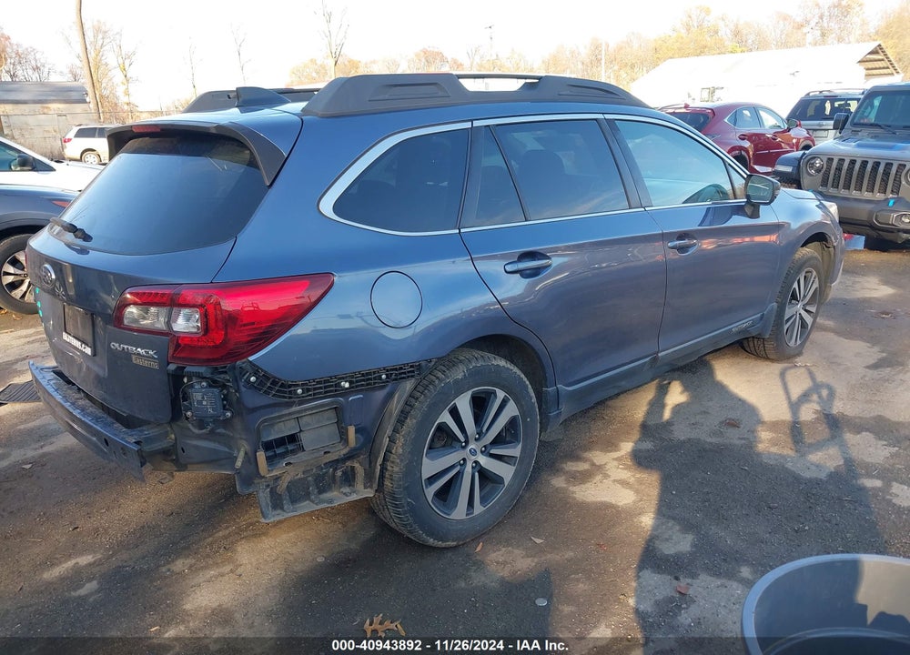 2018 SUBARU OUTBACK 2.5I LIMITED VIN: 4S4BSANC9J3237710