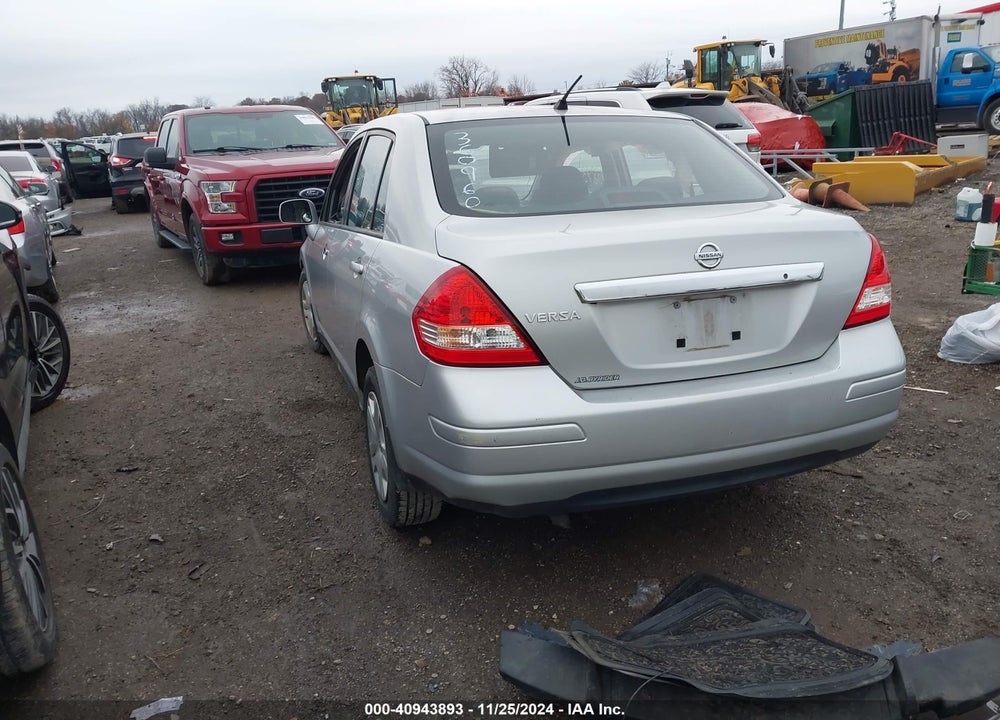 2011 NISSAN VERSA 1.8S VIN: 3N1BC1AP3BL360969