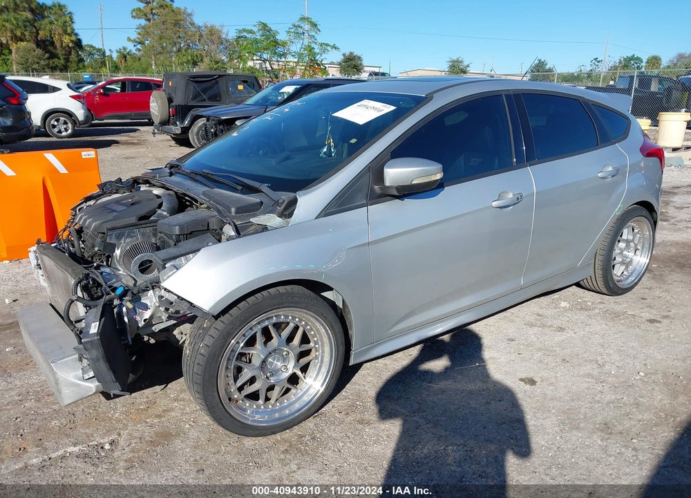 2013 FORD FOCUS ST VIN: 1FADP3L90DL305758