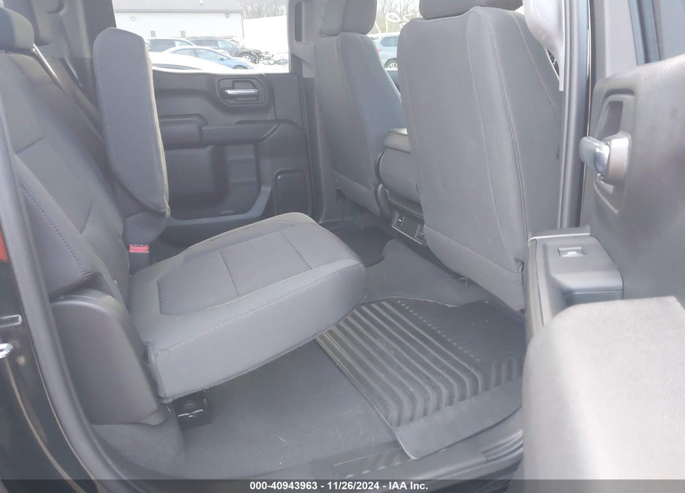 2021 CHEVROLET SILVERADO 1500 4WD SHORT BED CUSTOM TRAIL BOSS VIN: 1GCPYCEF4MZ419556