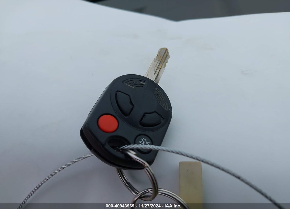 2010 FORD ESCAPE XLS VIN: 1FMCU9C74AKC04610