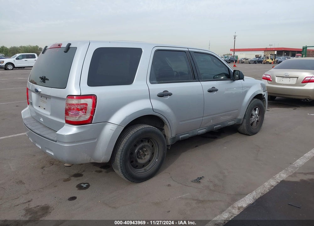 2010 FORD ESCAPE XLS VIN: 1FMCU9C74AKC04610