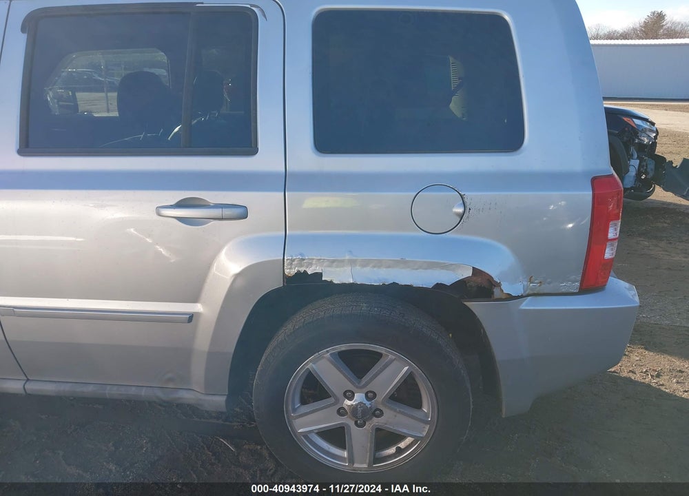 2010 JEEP PATRIOT LIMITED VIN: 1J4NF4GB3AD563194