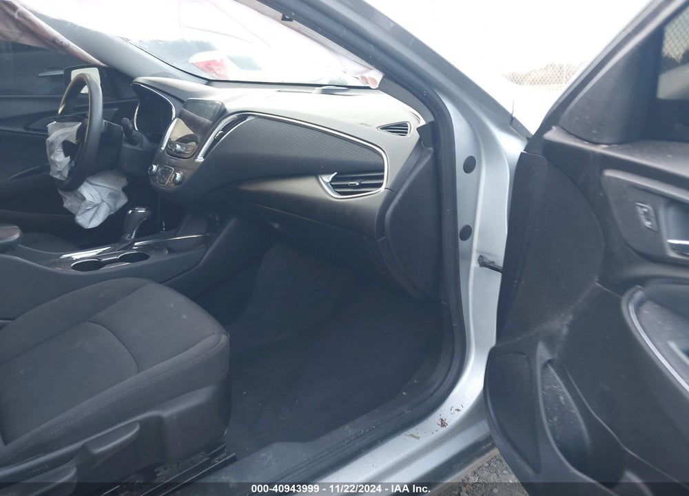 2020 CHEVROLET MALIBU FWD LT VIN: 1G1ZD5ST4LF026921
