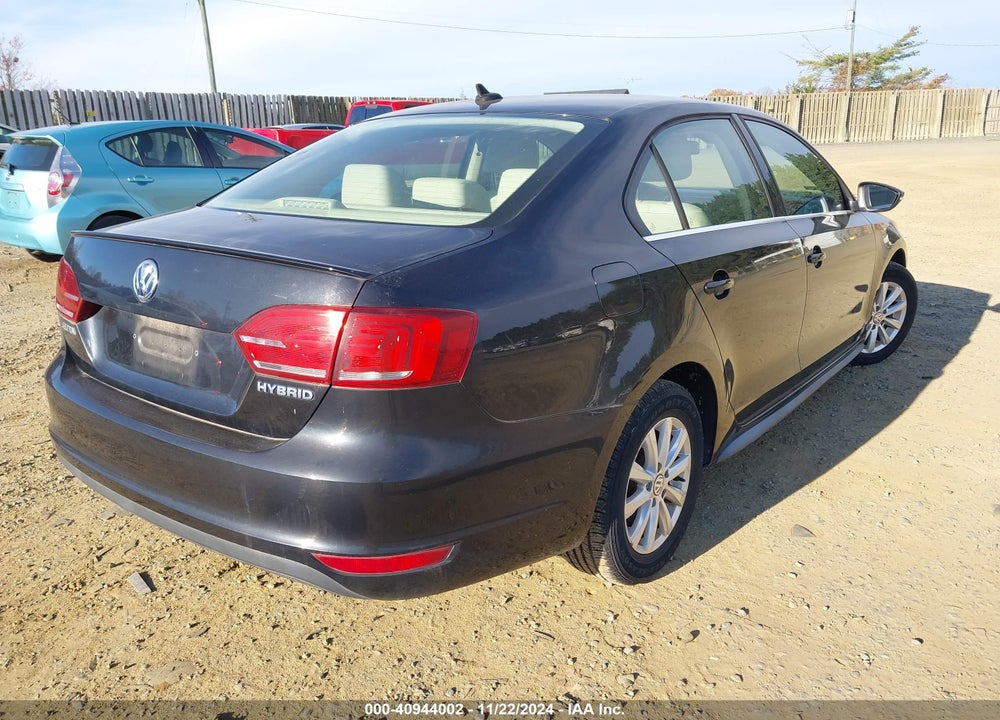 2013 VOLKSWAGEN JETTA HYBRID SE VIN: 3VW637AJ9DM259927
