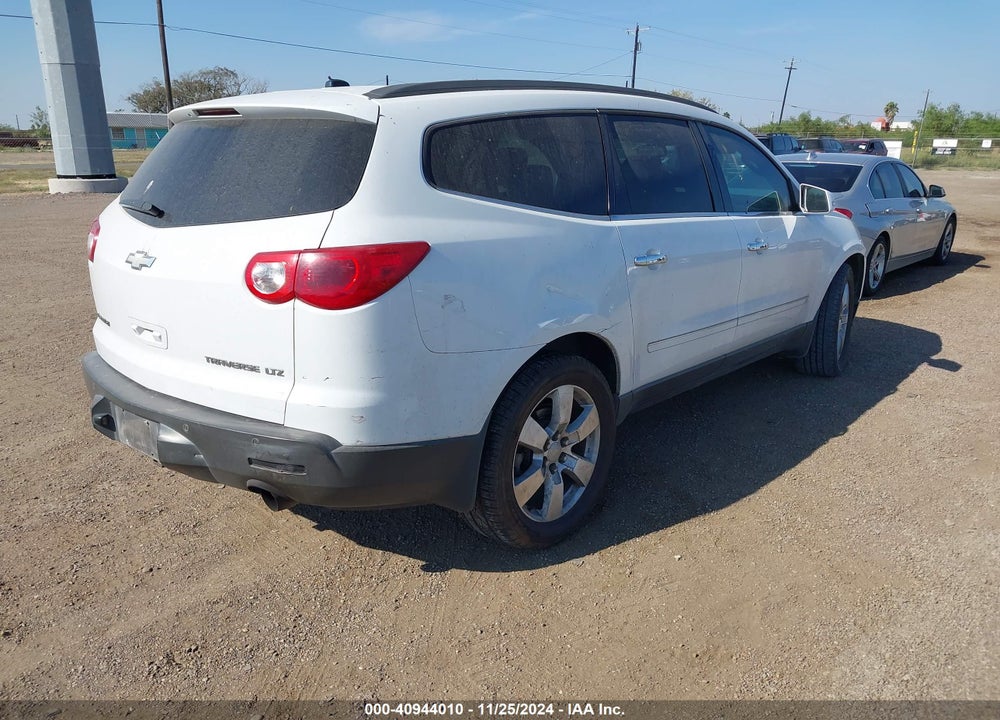2009 CHEVROLET TRAVERSE LTZ VIN: 1GNER33D19S101844