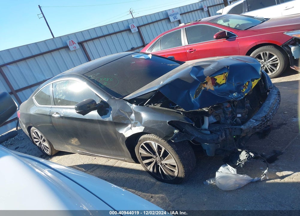 2017 HONDA ACCORD VIN: 1HGCT2B88HA003268