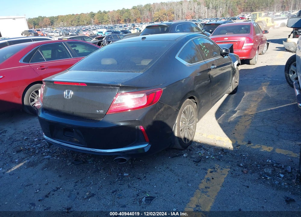 2017 HONDA ACCORD VIN: 1HGCT2B88HA003268
