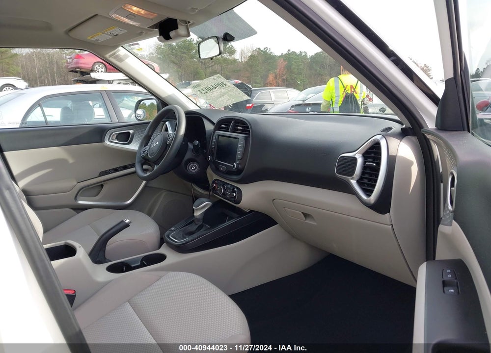 2022 KIA SOUL LX VIN: KNDJ23AU8N7157307