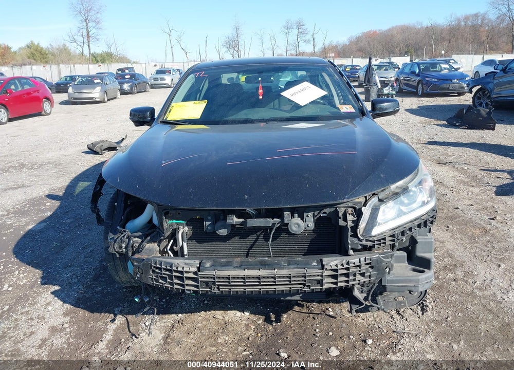 2017 HONDA ACCORD EX VIN: 1HGCR2F74HA237326