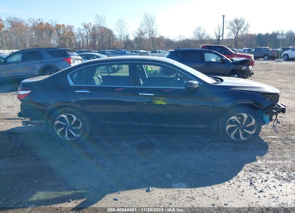 2017 HONDA ACCORD EX VIN: 1HGCR2F74HA237326