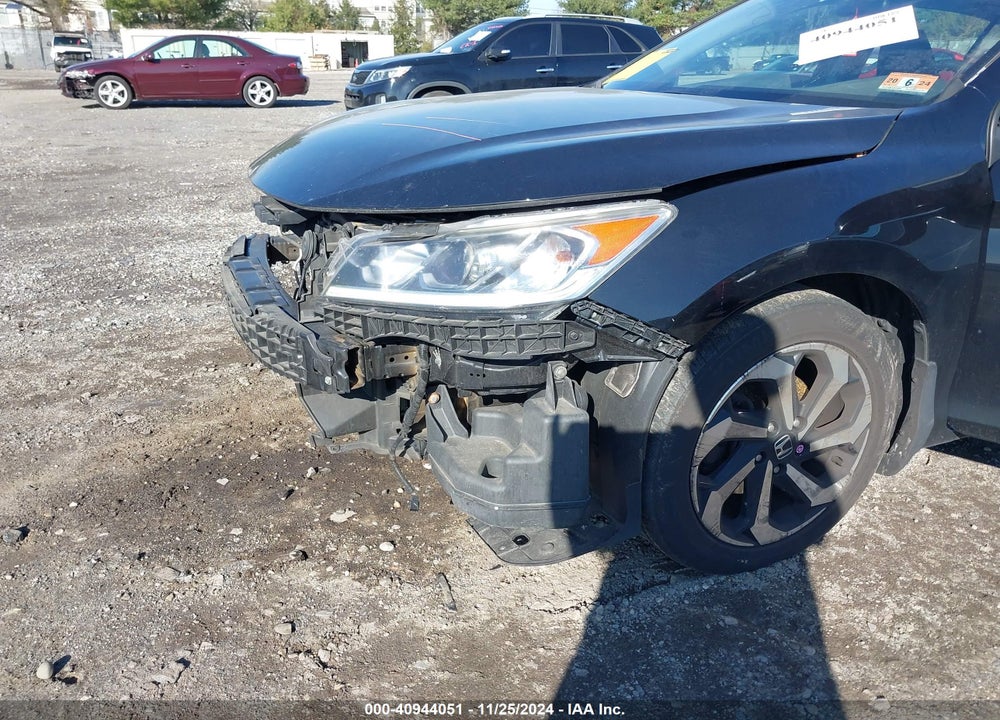 2017 HONDA ACCORD EX VIN: 1HGCR2F74HA237326