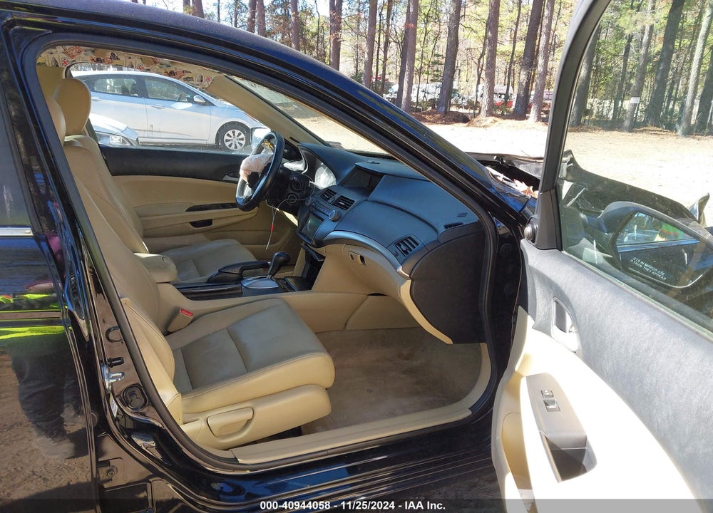 2011 HONDA ACCORD 2.4 SE VIN: 1HGCP2F6XBA083967