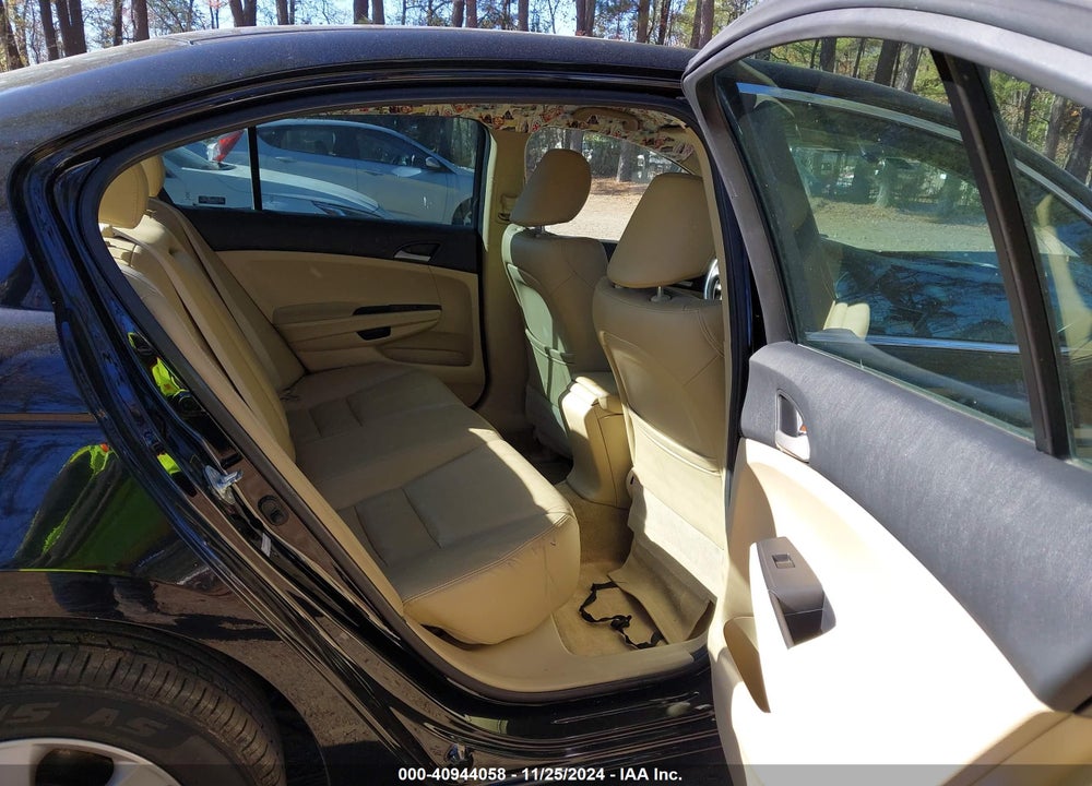 2011 HONDA ACCORD 2.4 SE VIN: 1HGCP2F6XBA083967