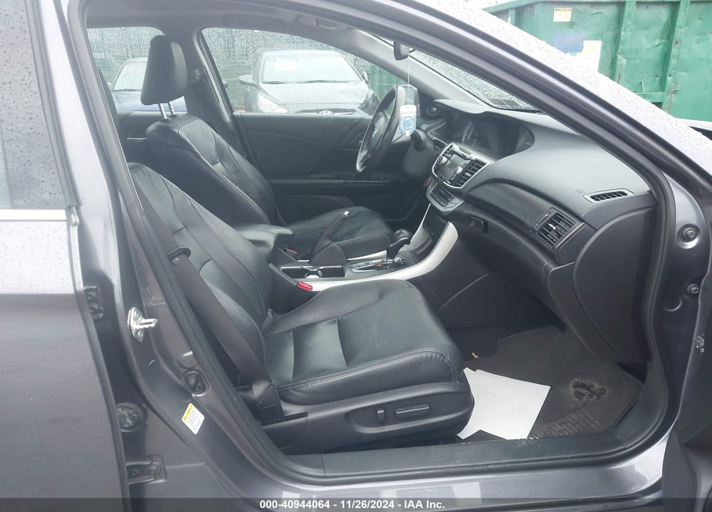 2015 HONDA ACCORD EX-L V-6 VIN: 1HGCR3F83FA014562